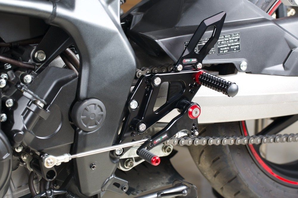 Racing Rear Sets Kit