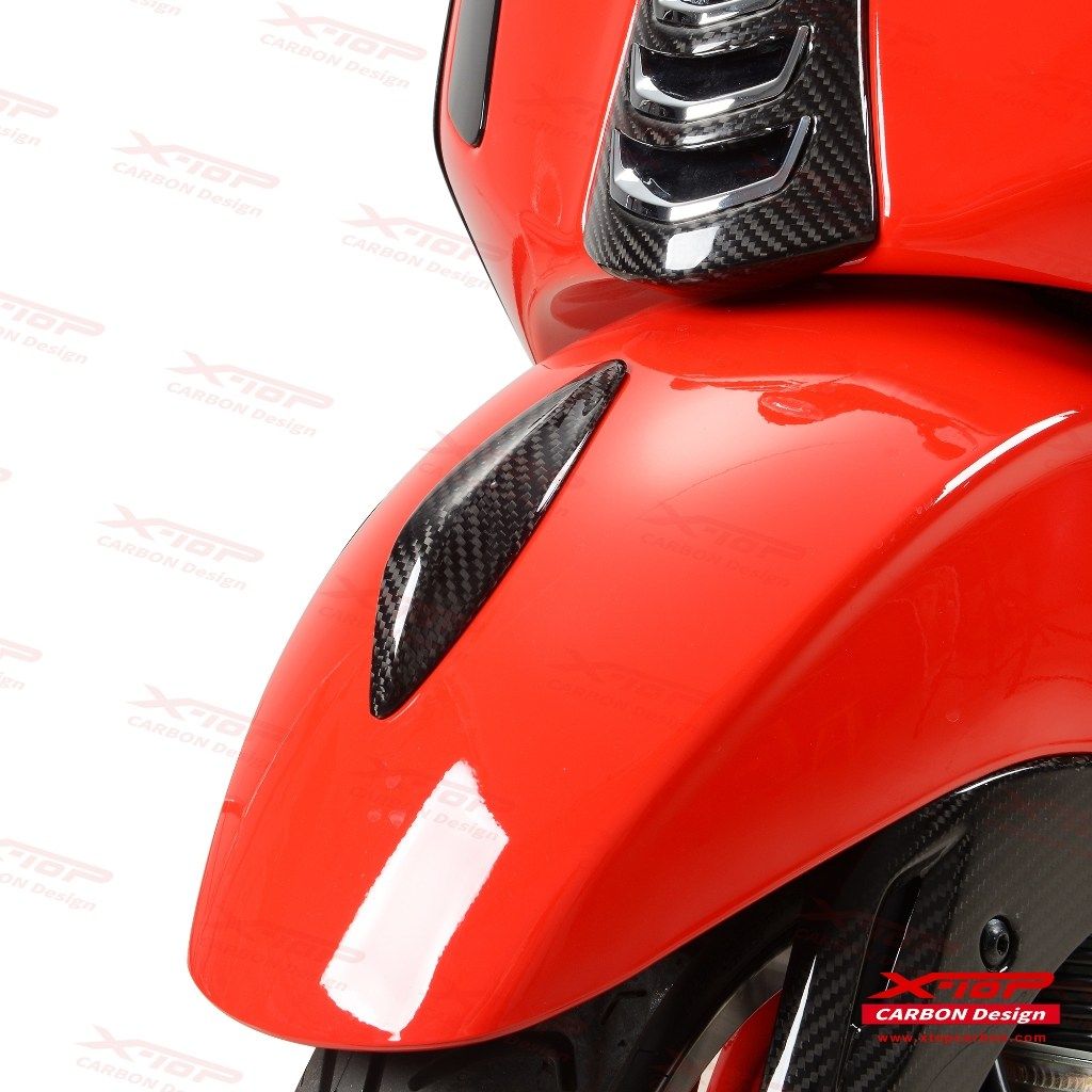 Front Fender Crest