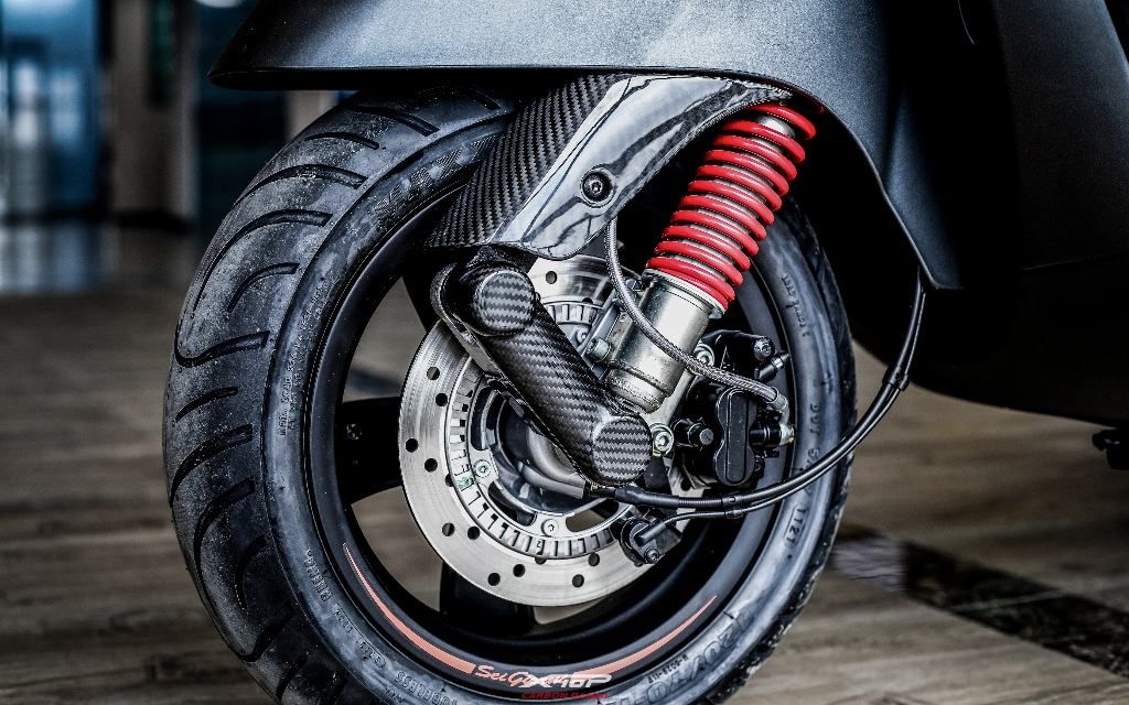 Front shockArm cover