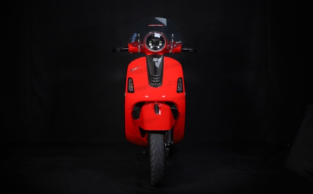 Front Fender Crest