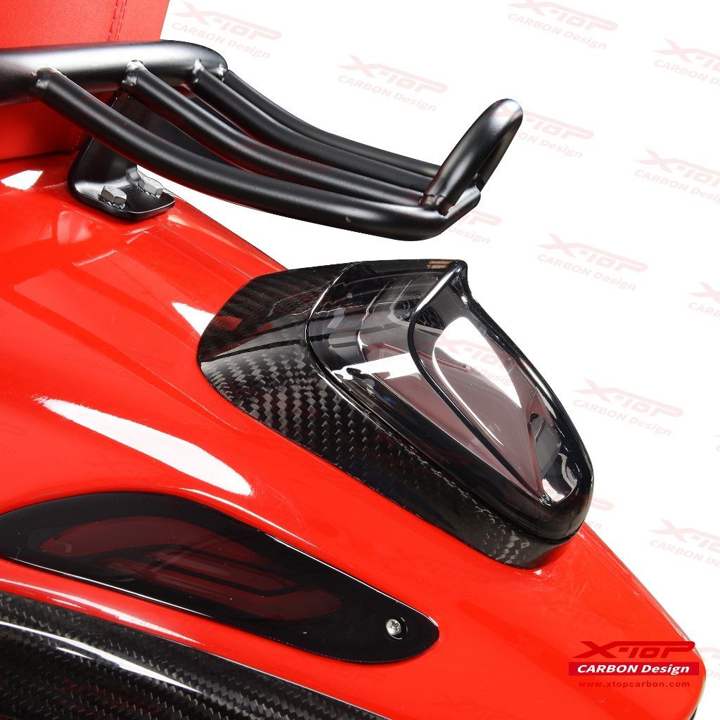 Tail lampFrame