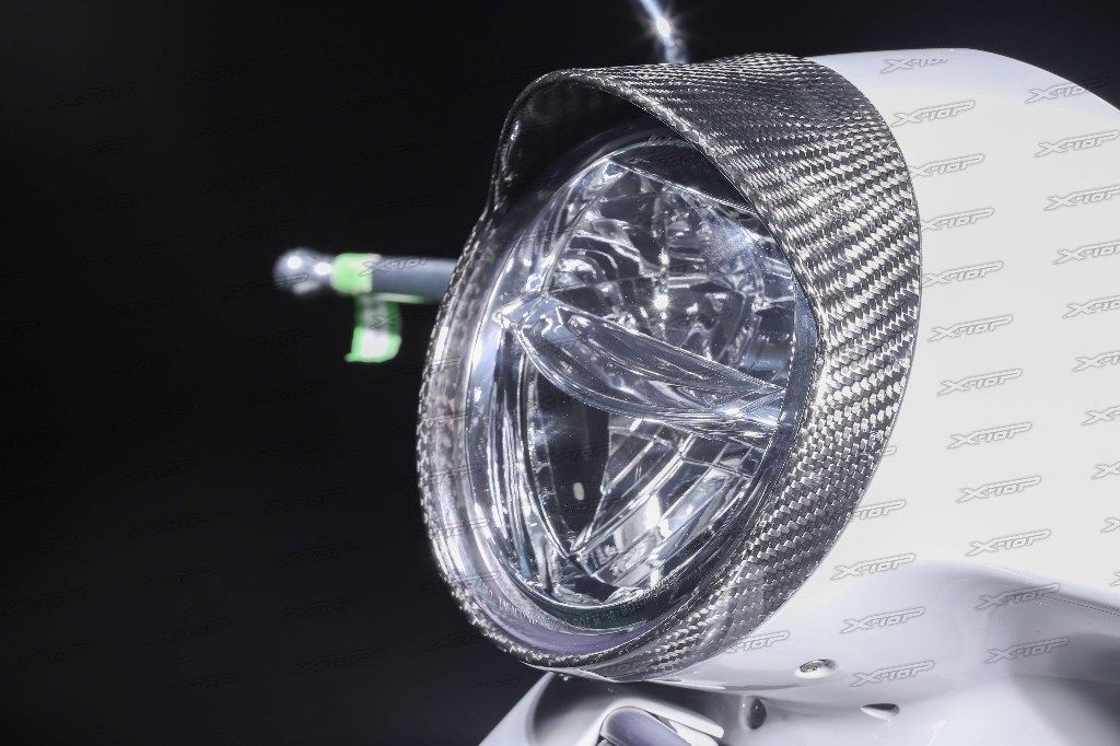Headlight rim GTS300