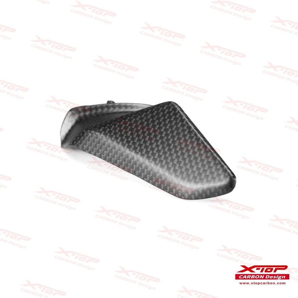 Carbon chain guard fins