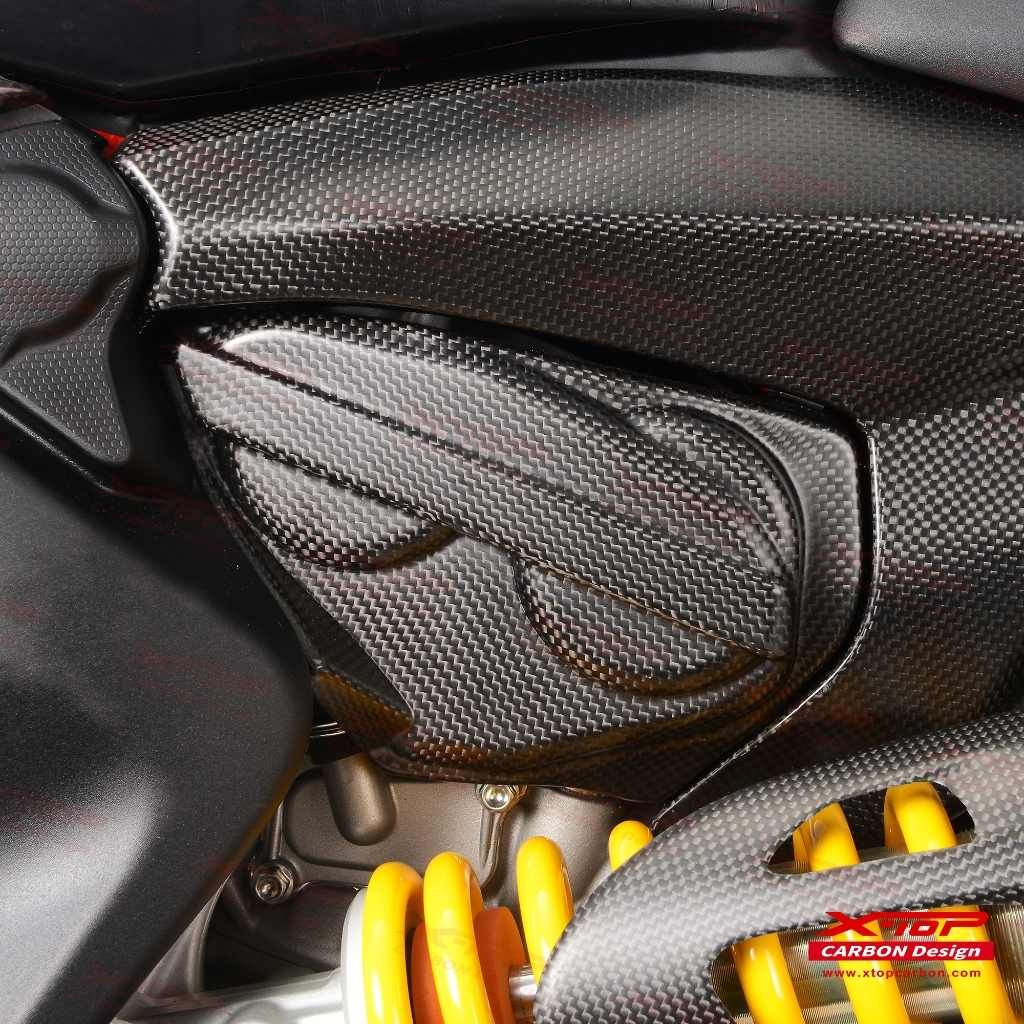 Engine Cover