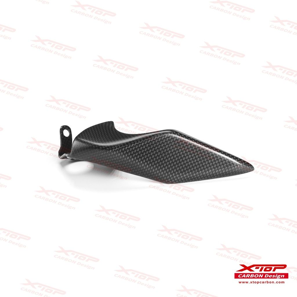Carbon chain guard fins