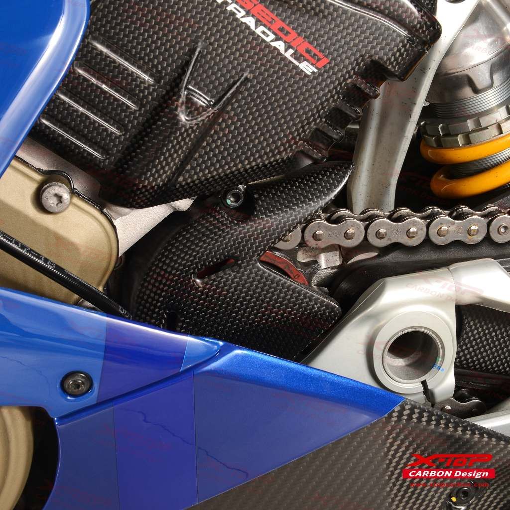 Front sprocket cover