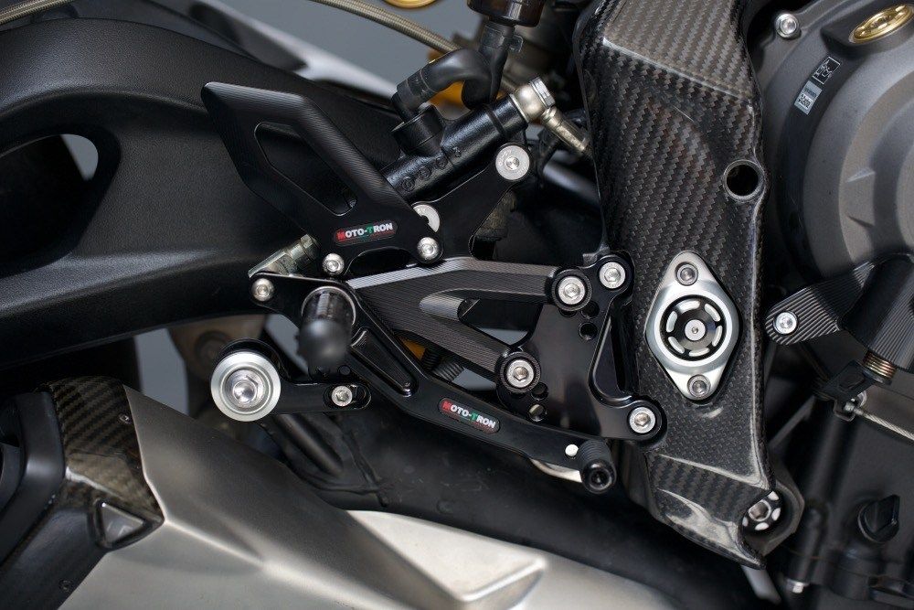 Rear Sets Kit