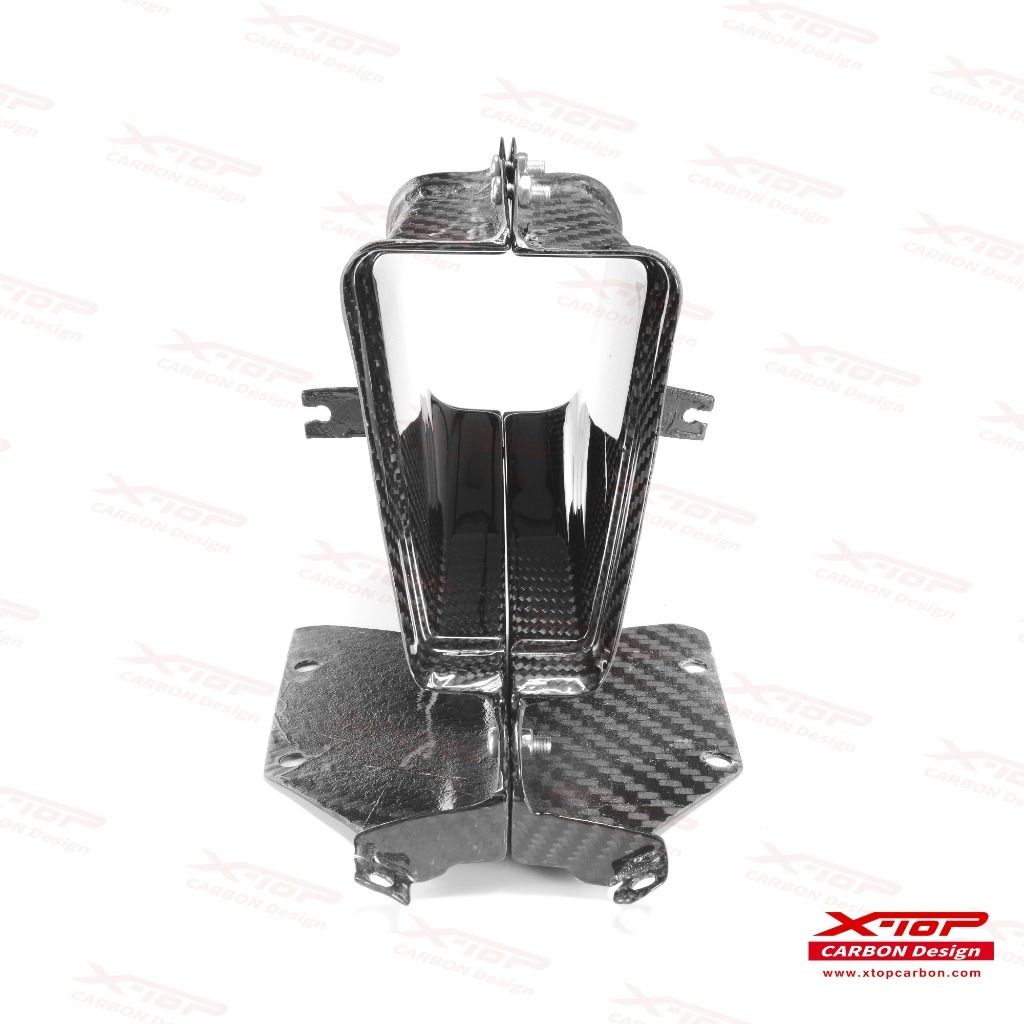 Material:CarbonAir duct