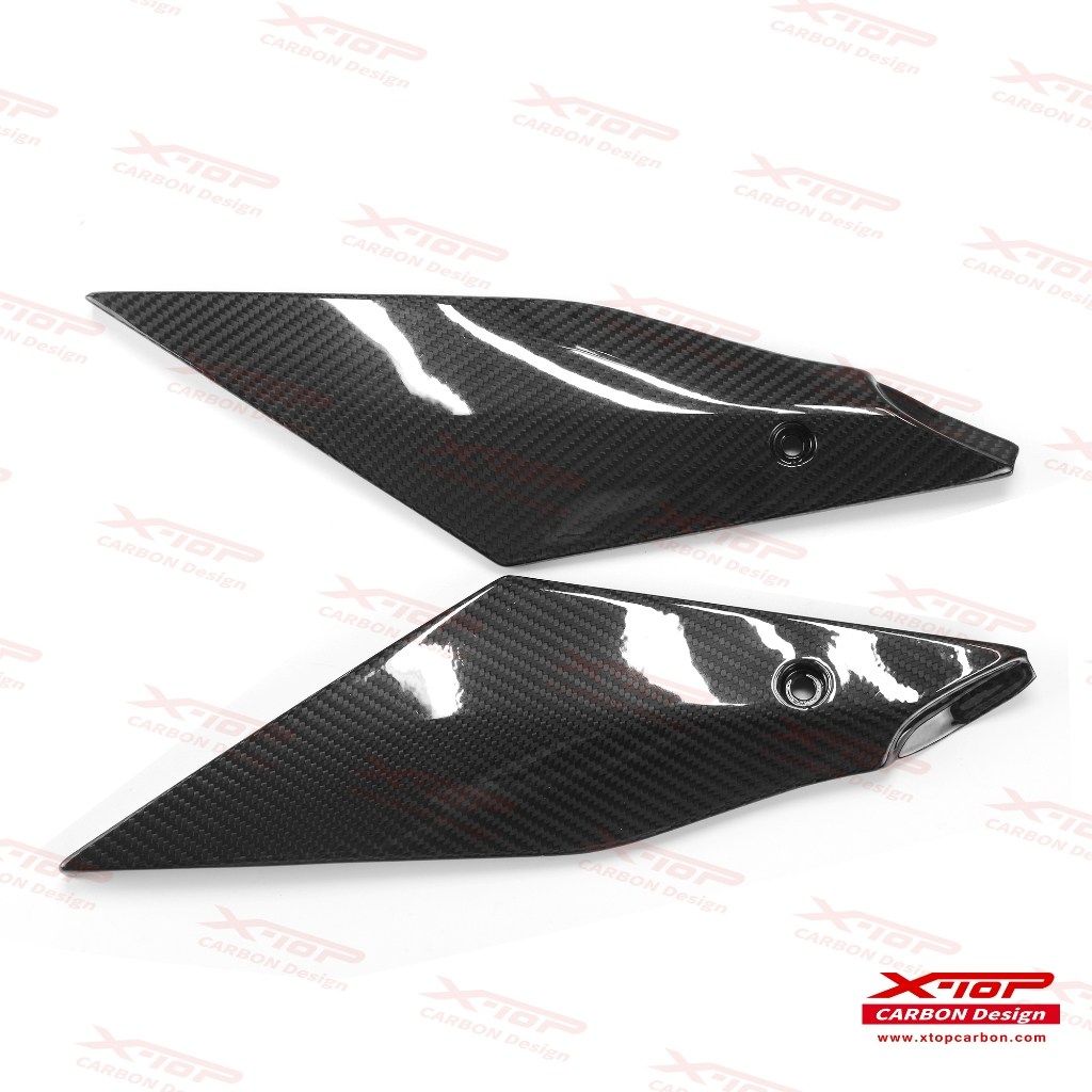 Tank side cover YZF-R1