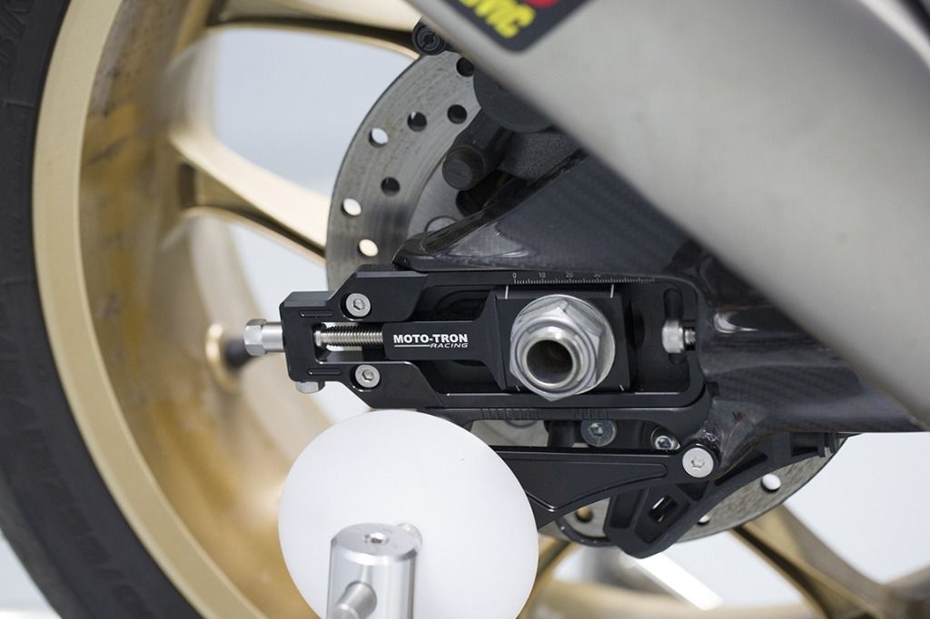 Chain Adjuster