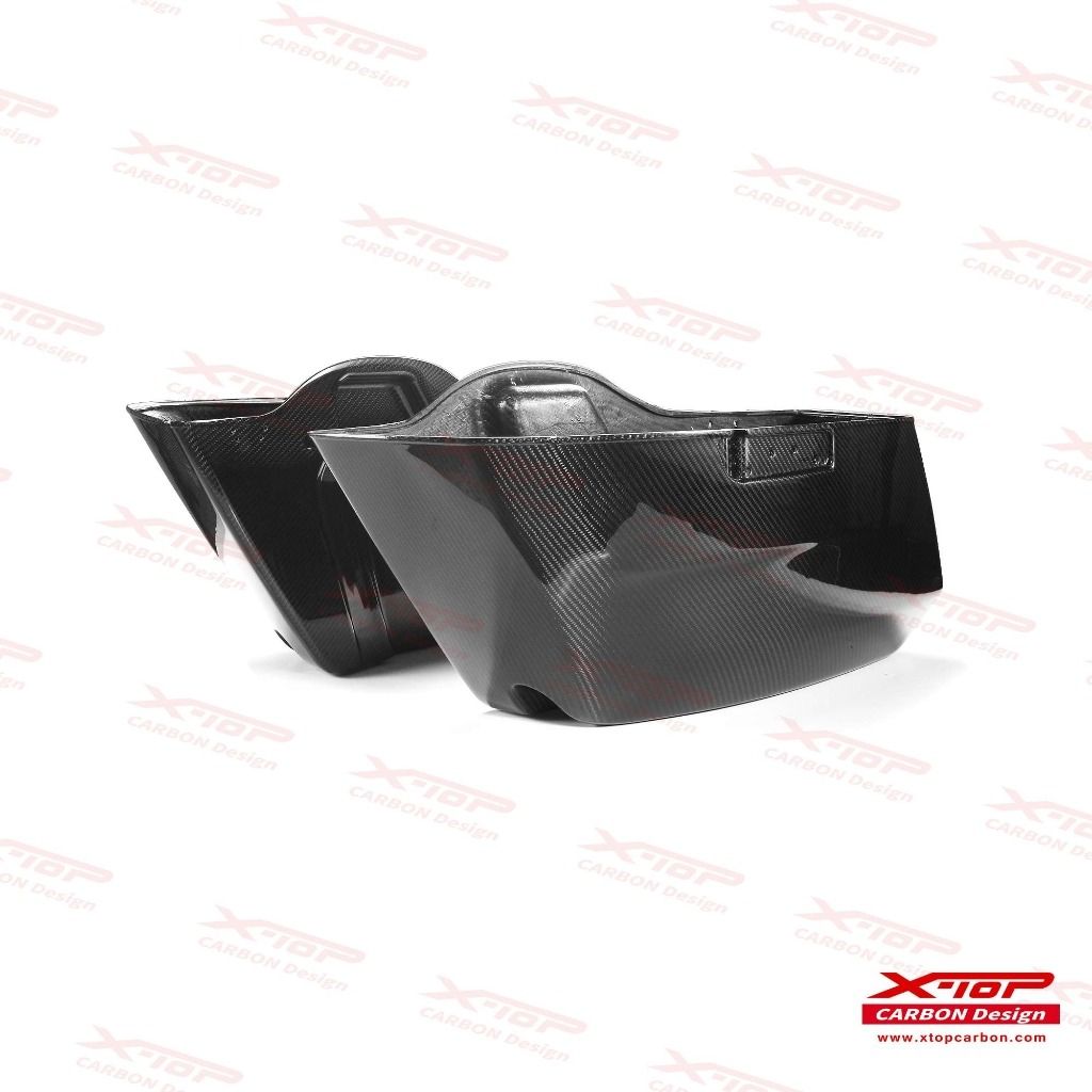 Carbon pannier case body