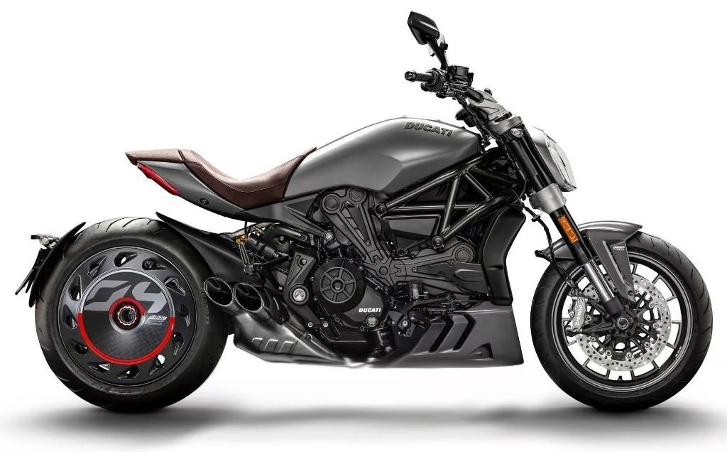 Rear wheel cover DIAVEL
