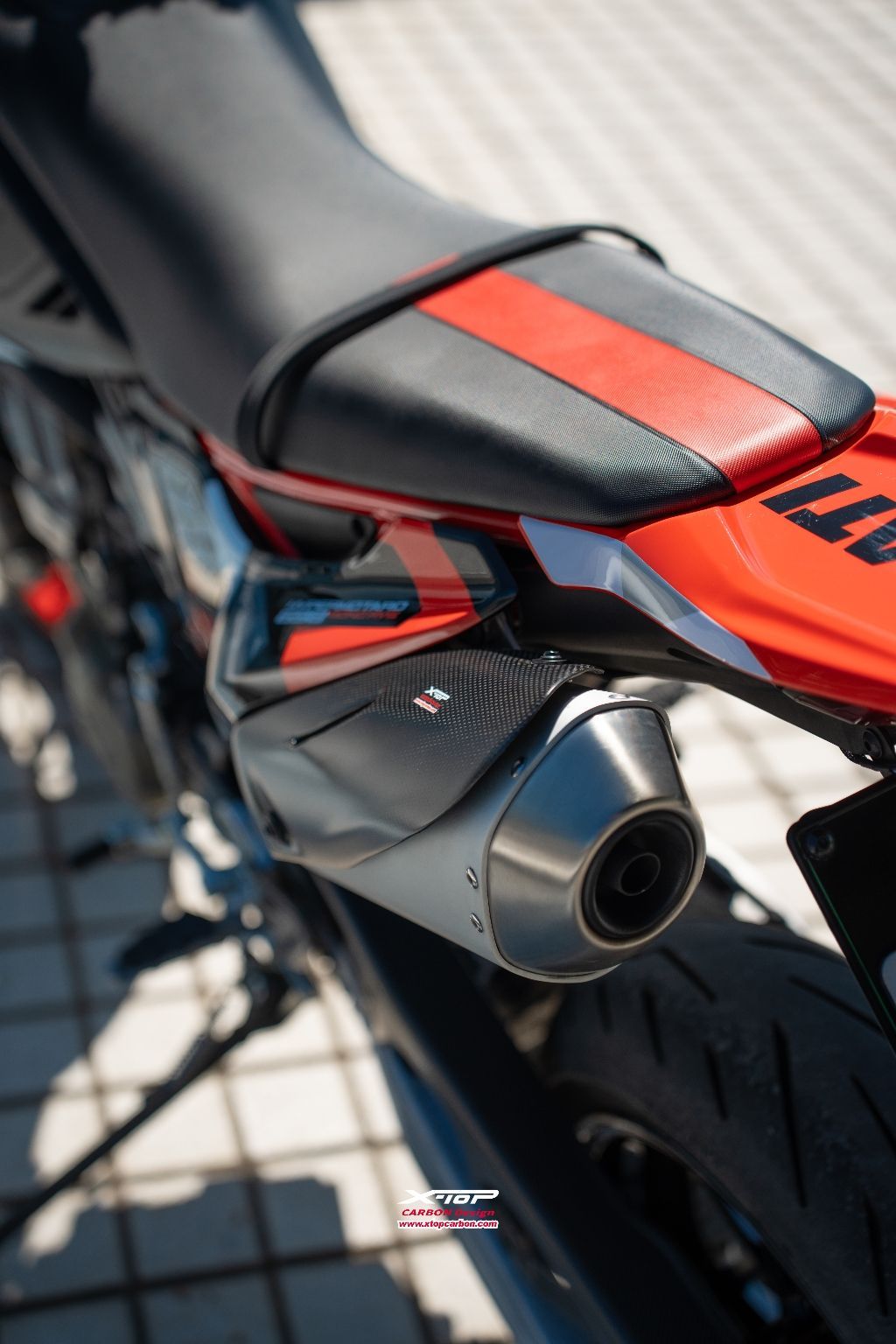 Silencer heat guard Hypermotard 698