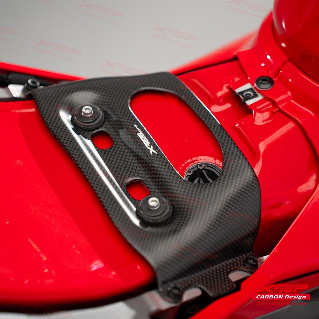 Seat bracket
