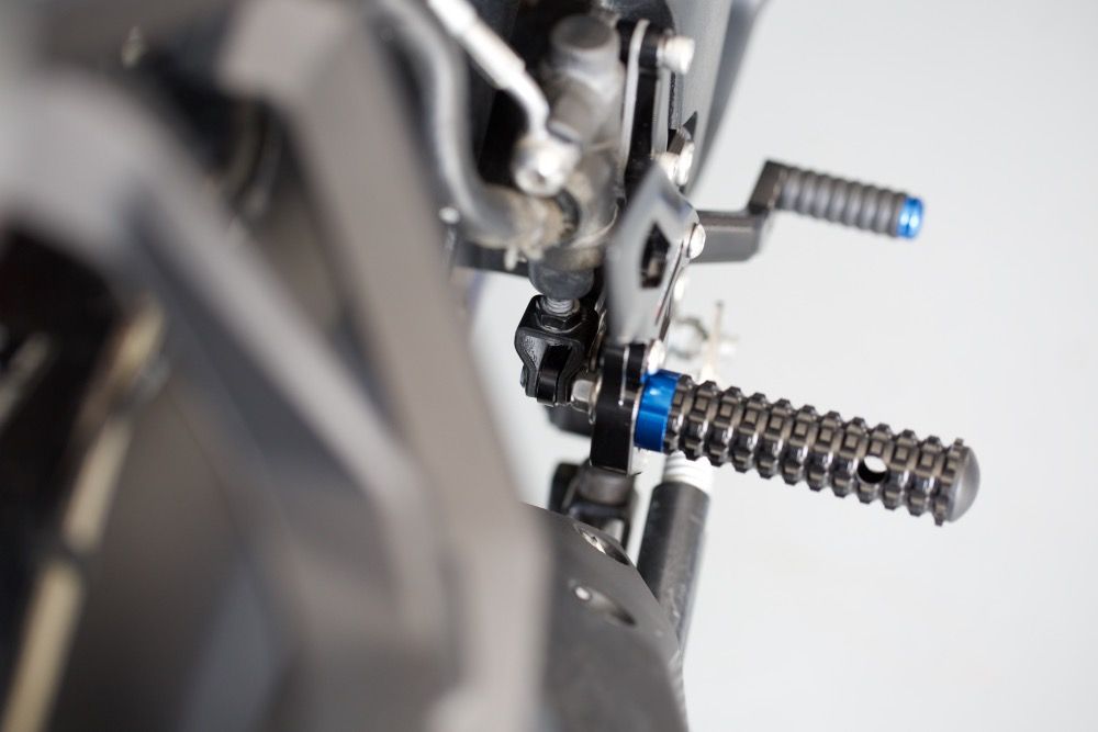 Rearsets Kit
