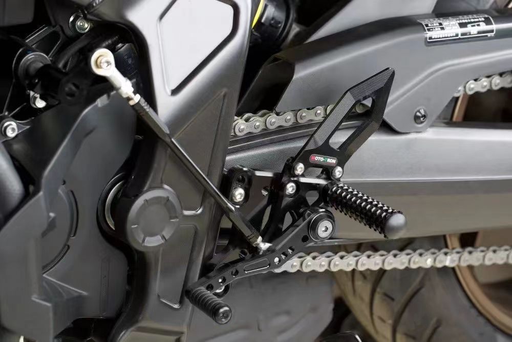 Rearsets Kit