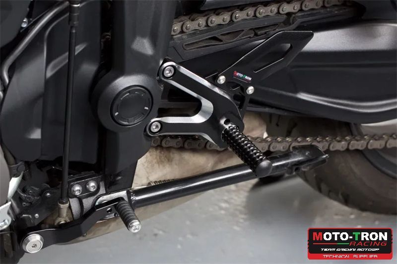 Rearsets Kit